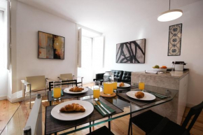 ALTIDO Elegant 2BR Apt nearby tram 28E stop - Portas Sol